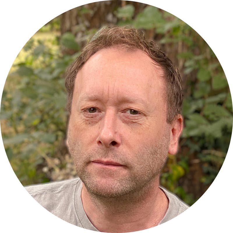 Portrait of Jon Fordhouse, Holder's founder and a working breathwork facilitator